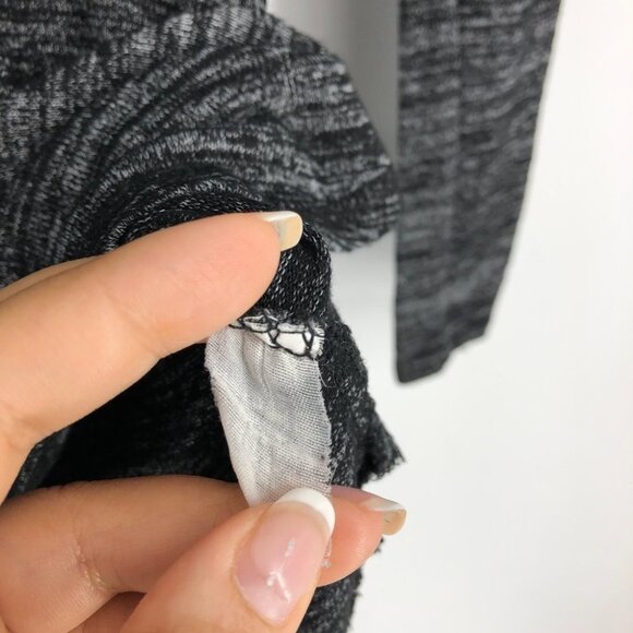 Revamped Dark Grey Heathered Long Sleeve Crew Neck Shirt size XS - Picture 4 of 15